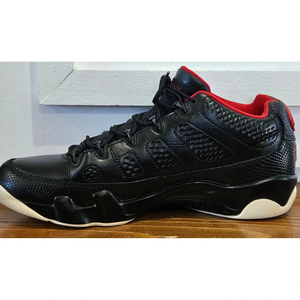 Air‎ Jordan 9 Retro Low Bred Black University Red Snakeskin 832822-001 Mens 11.5